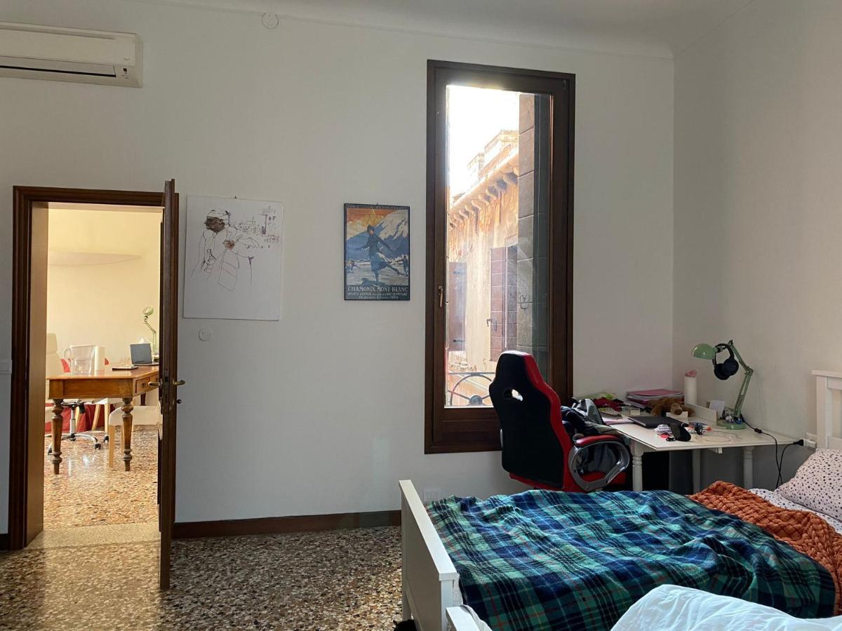 Appartamento Al Centro Di Venezia 6 Posti Letto Экстерьер фото