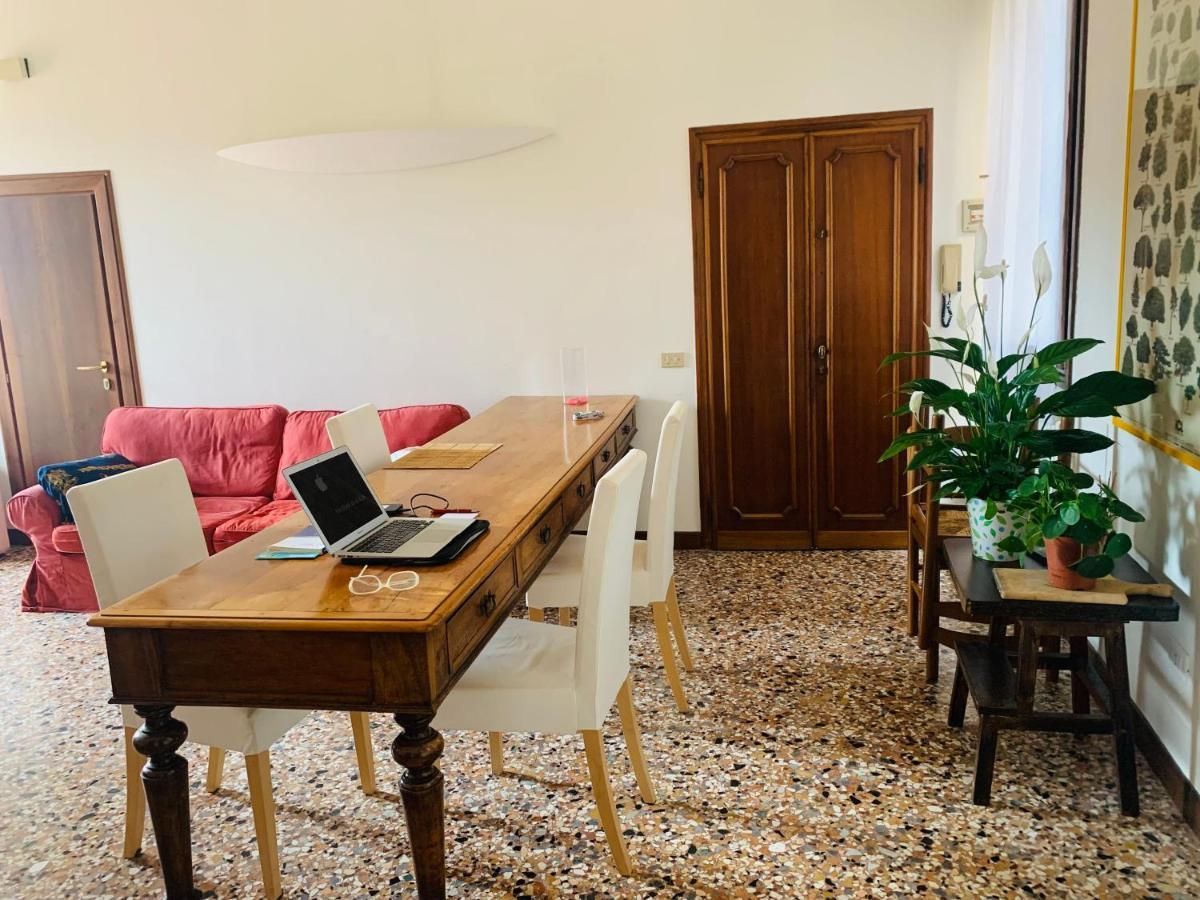 Appartamento Al Centro Di Venezia 6 Posti Letto Экстерьер фото